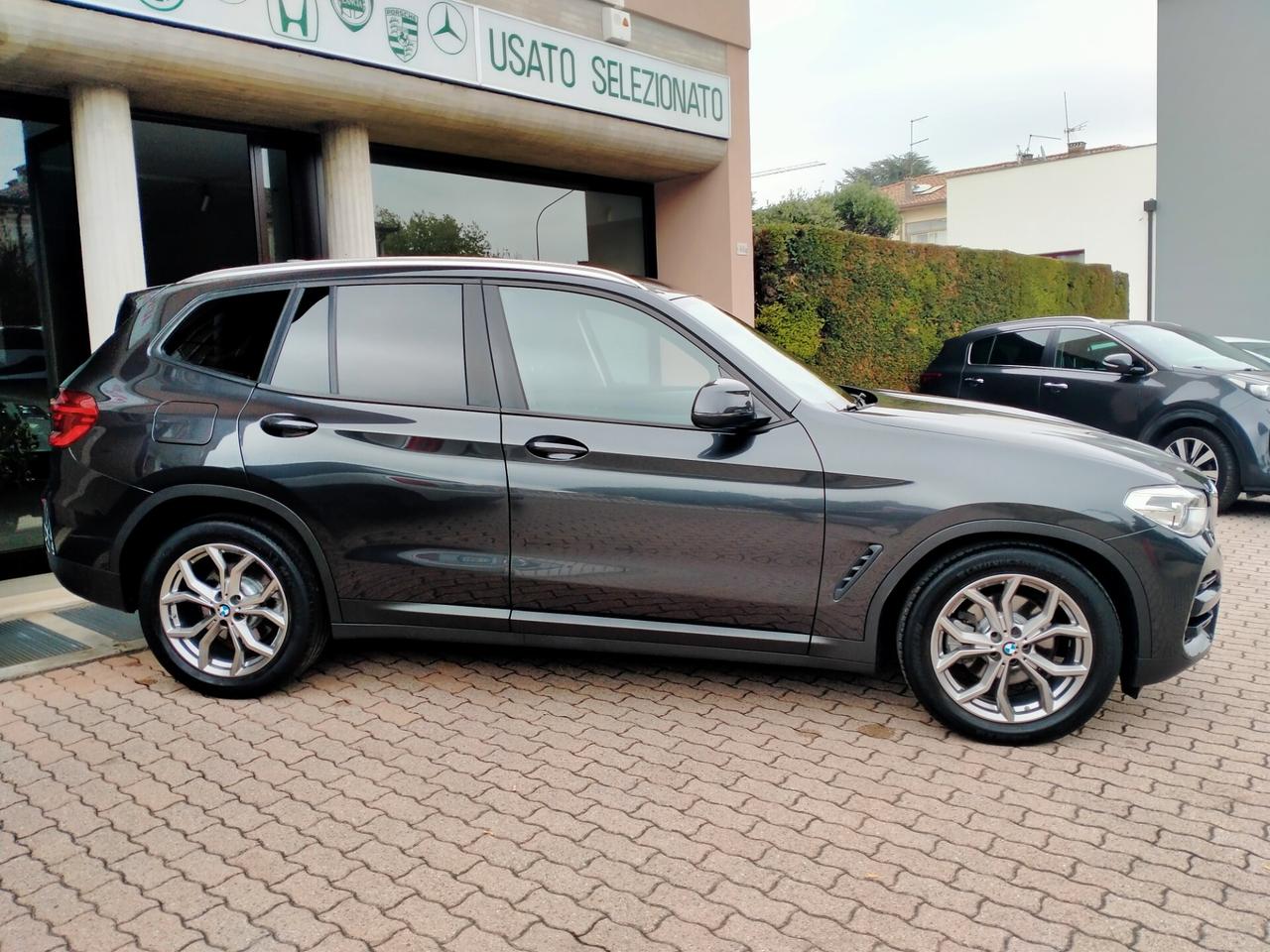 BMW X3 SDRIVE 18D G01 SPORT LEGA"19" / LED / VOL. M SPORT