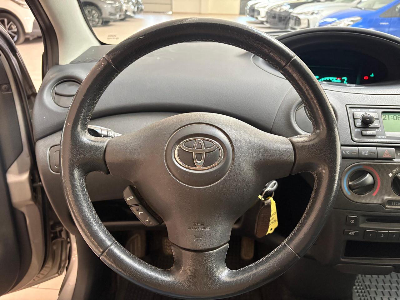 Toyota Yaris 3p 1.0 Sol Blue