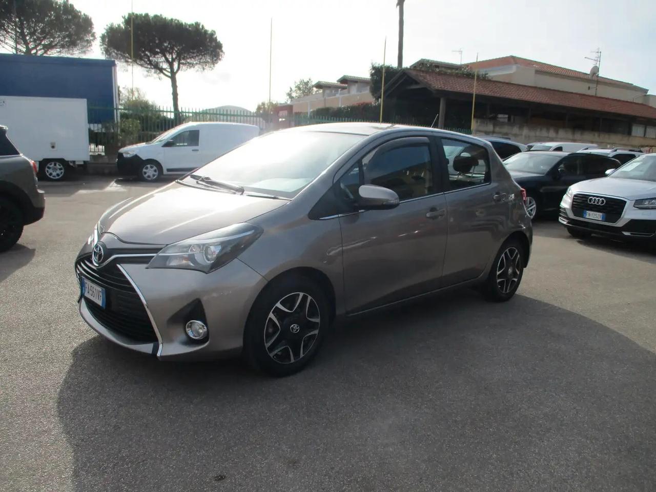 Toyota Yaris 1.0 BENZINA EURO 6B 5 PORTE LOUNGE