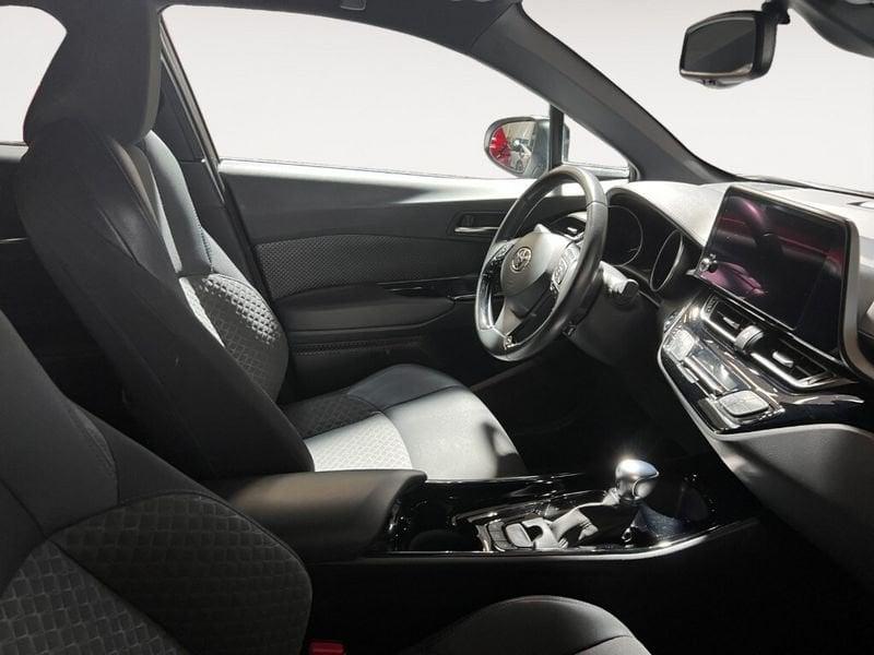 Toyota C-HR (2016-2023) 2.0 Hybrid E-CVT Trend