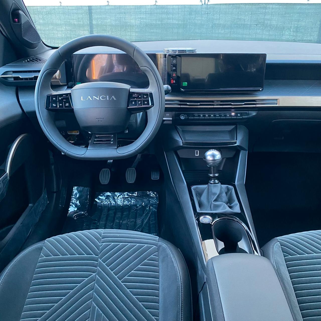 Lancia Ypsilon TURBO 100 LX