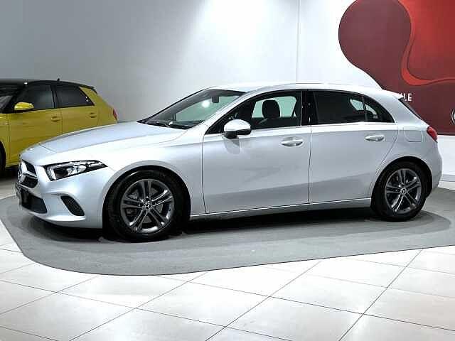 Mercedes-Benz A 220 Automatic 4Matic Business