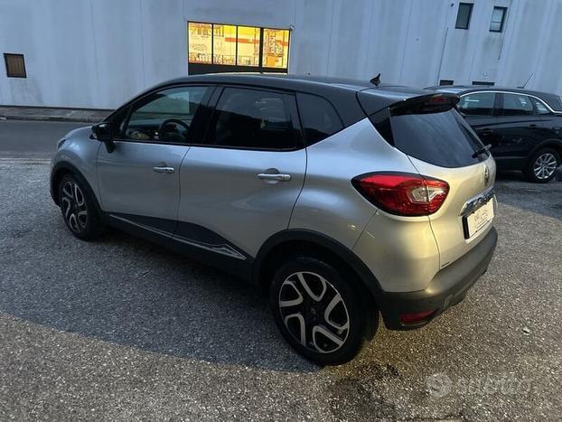 Renault Captur dCi 8V 110 CV S&S Energy Iconic