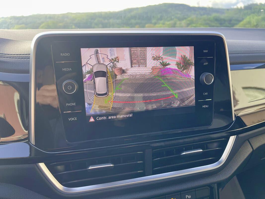 Volkswagen T-Roc 2.0 TDI SCR 150 CV DSG R-Line "Fari IQ.LIGHT LED Matrix-Cerchi in lega "Misano" 8 J x 19"