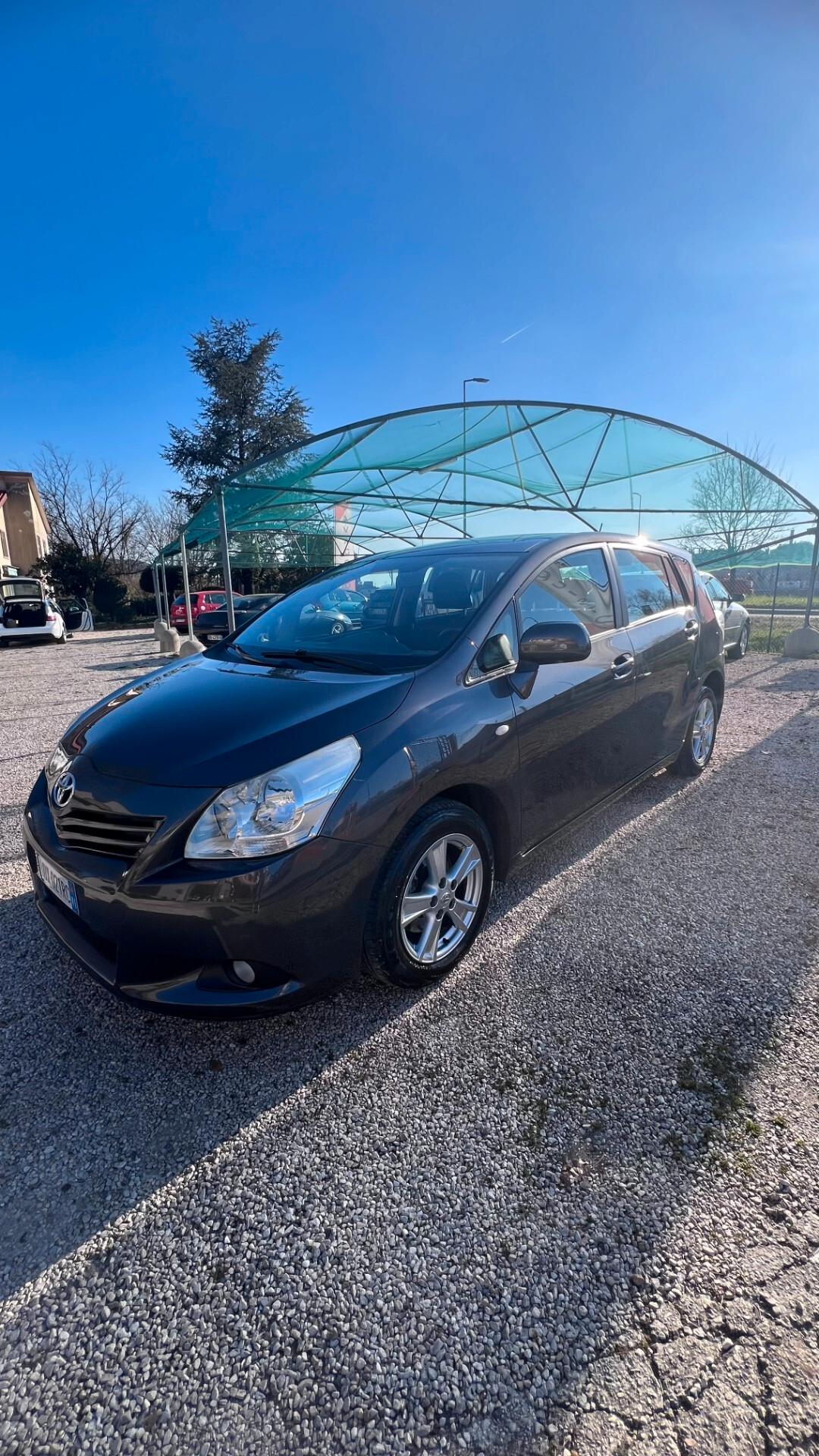 Toyota Verso 1.6 Sol