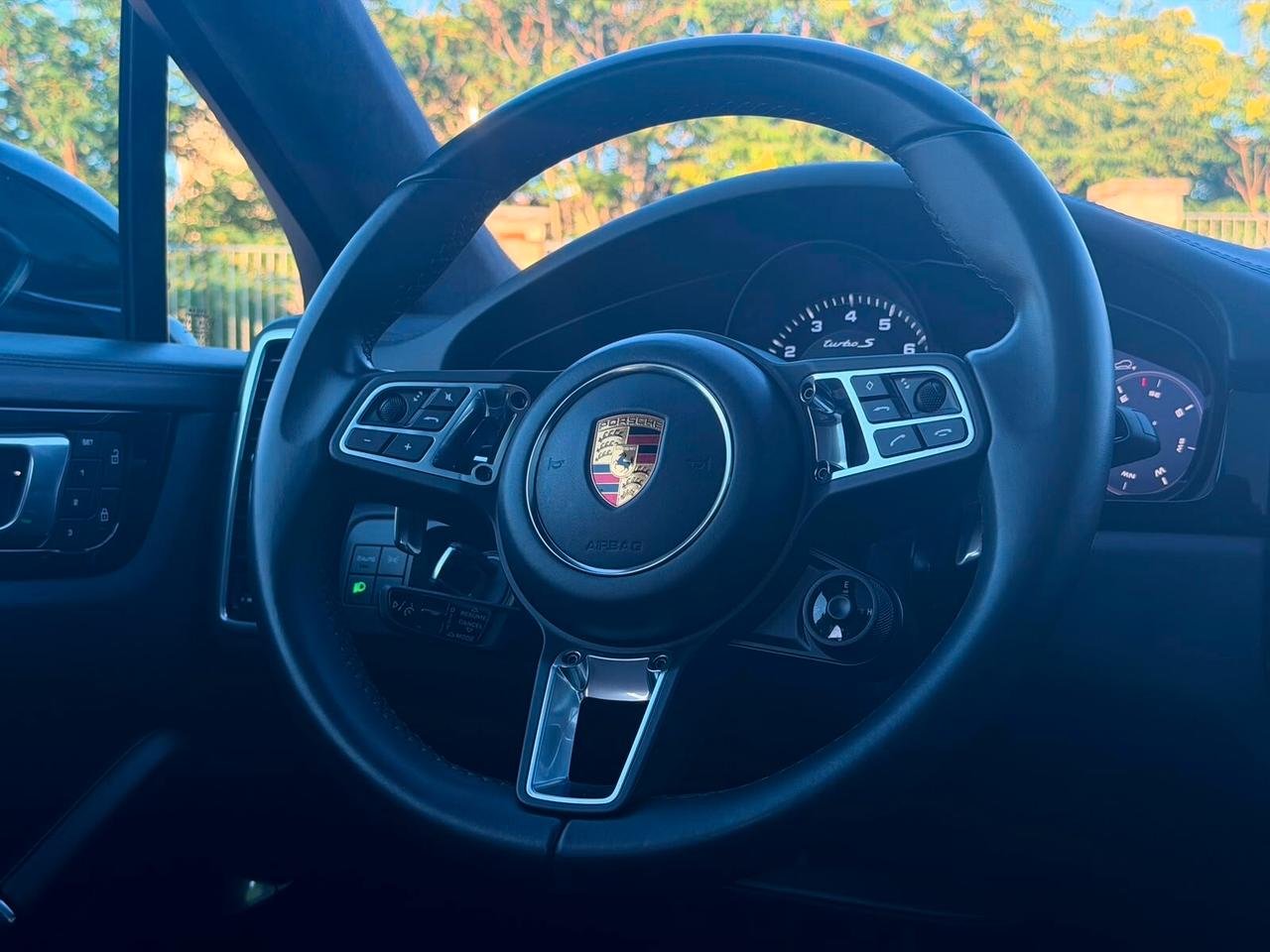 Porsche Cayenne Coupe 2022 4.0 Turbo S e-hybrid 5p.ti tiptronic 680cv