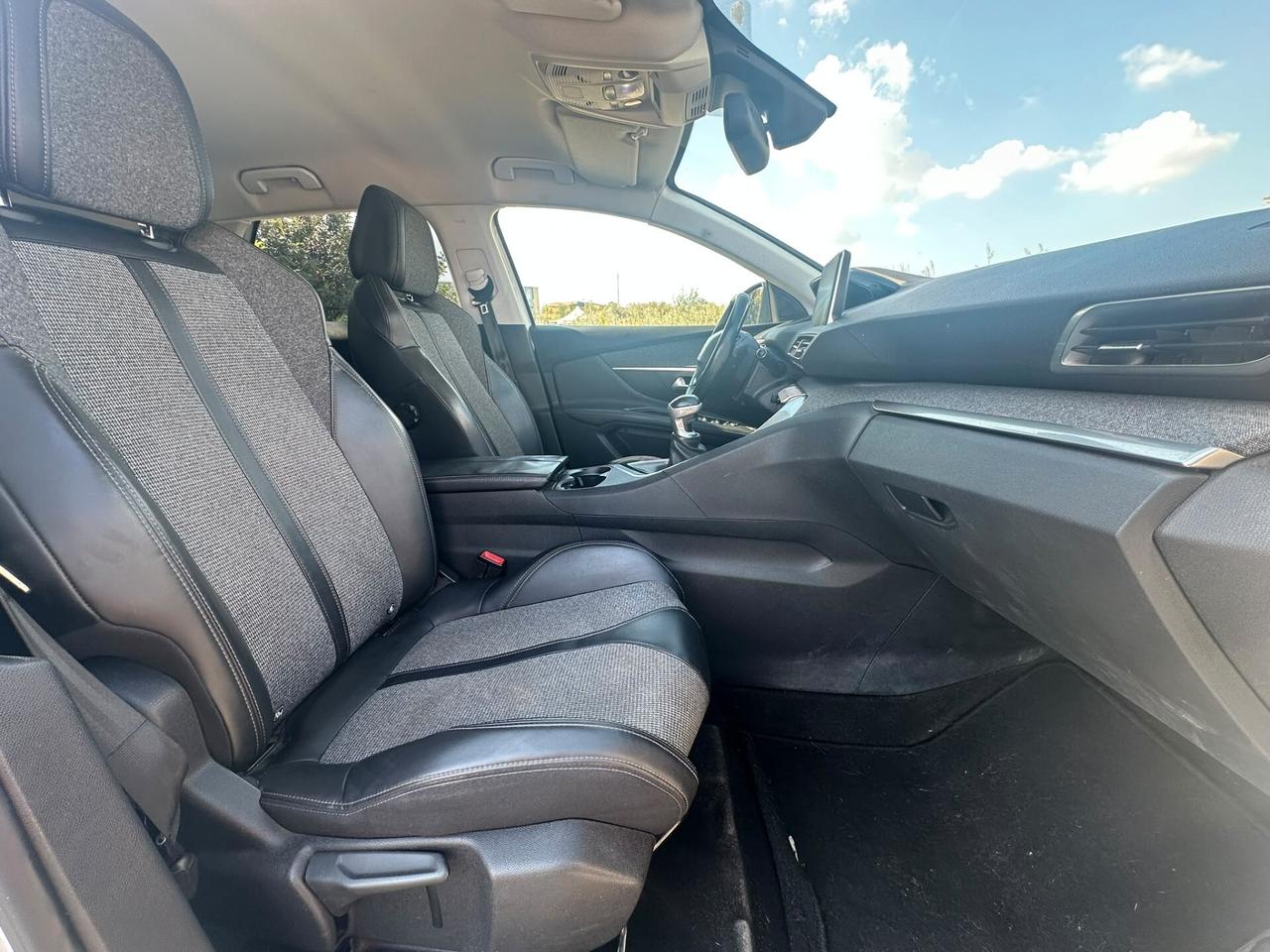 Peugeot 3008 1.5 BlueHDi 130 CV S&S Allure