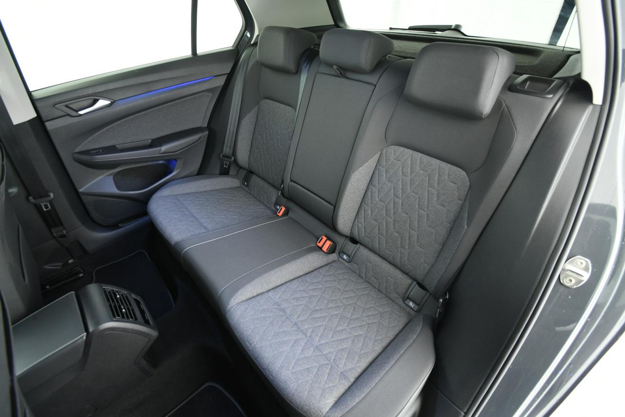 VOLKSWAGEN Golf 2.0 tdi Move 150cv dsg TETTO PANO+HEAD UP+CAMERA+ACC