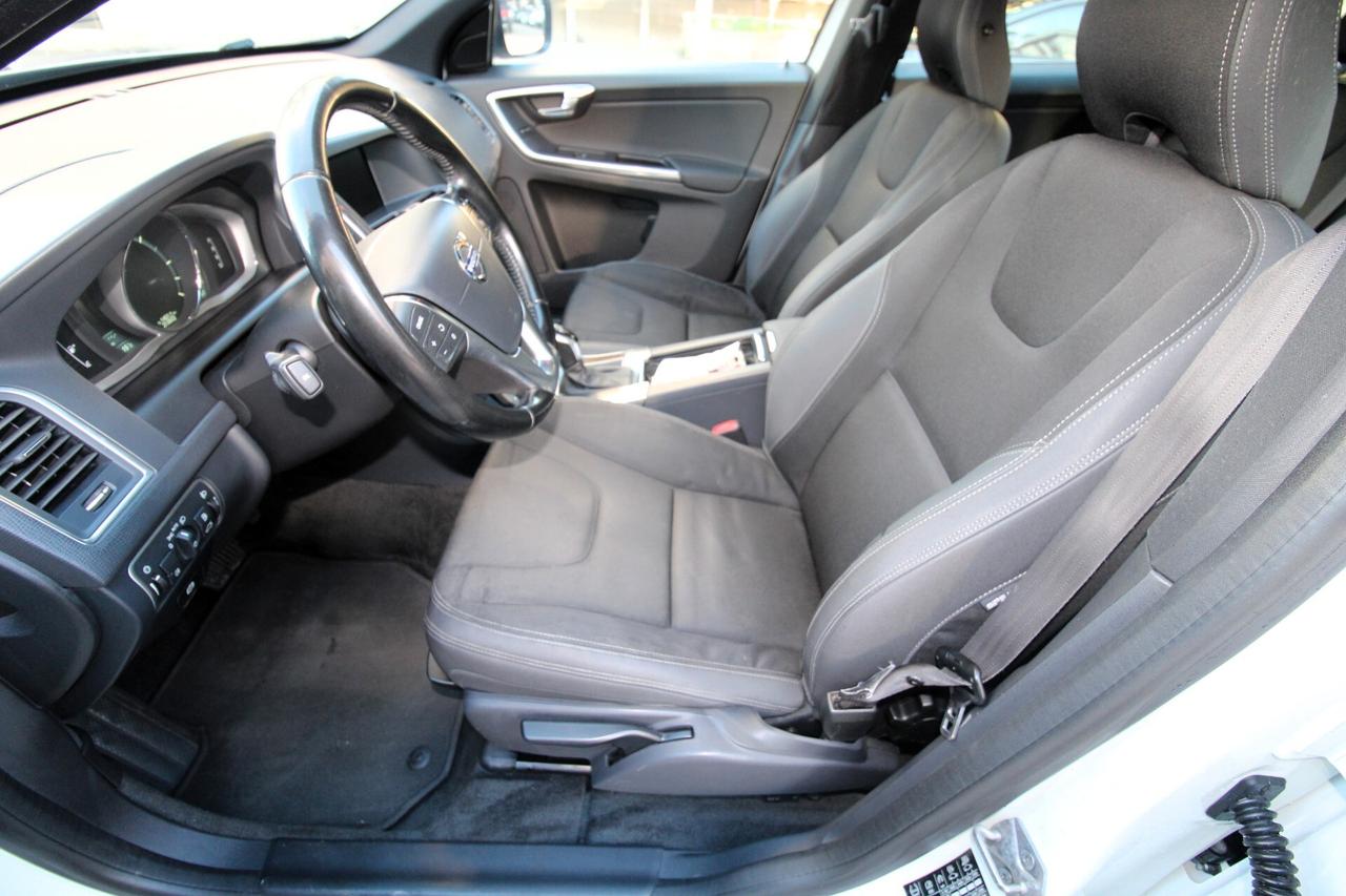 Volvo XC 60 XC60 D3 Geartronic Momentum