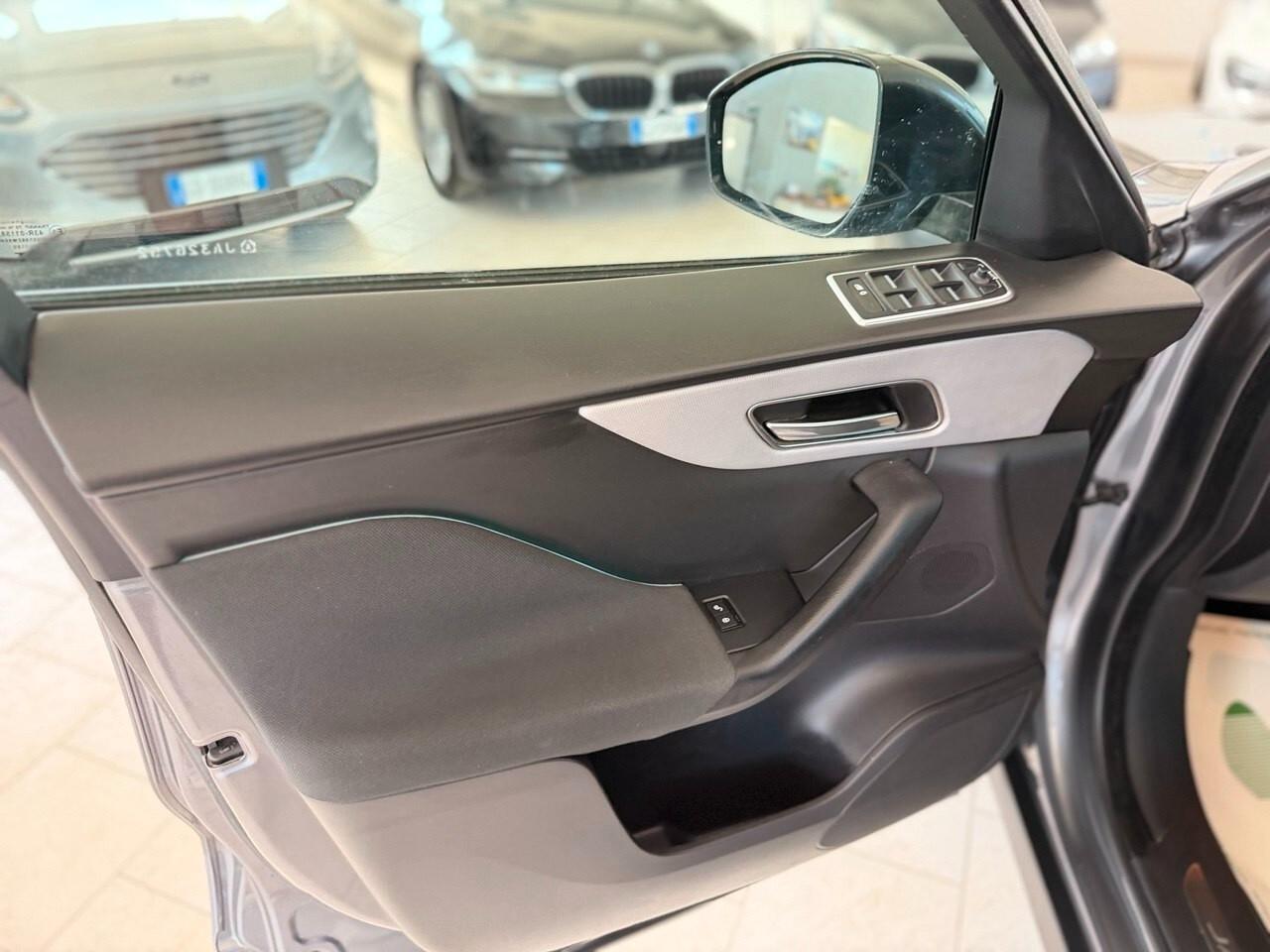 Jaguar F-Pace 2.0 D 180 CV aut. Prestige