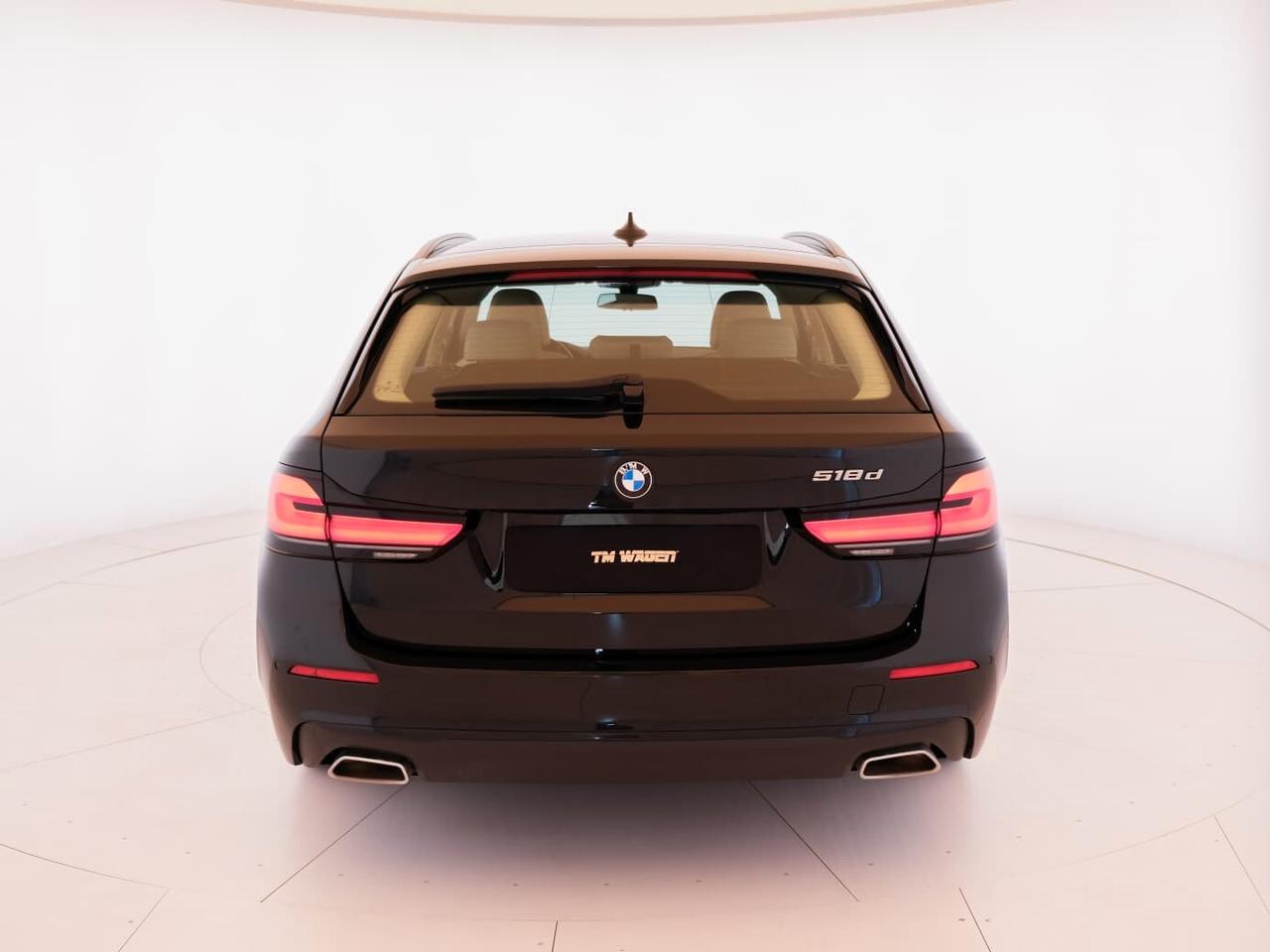 BMW 518d Touring mhev 48V auto