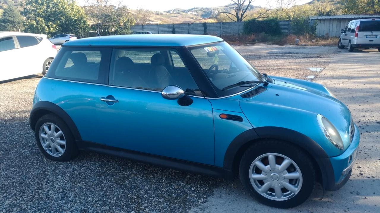 Mini Mini 1.4 tdi One D de luxe