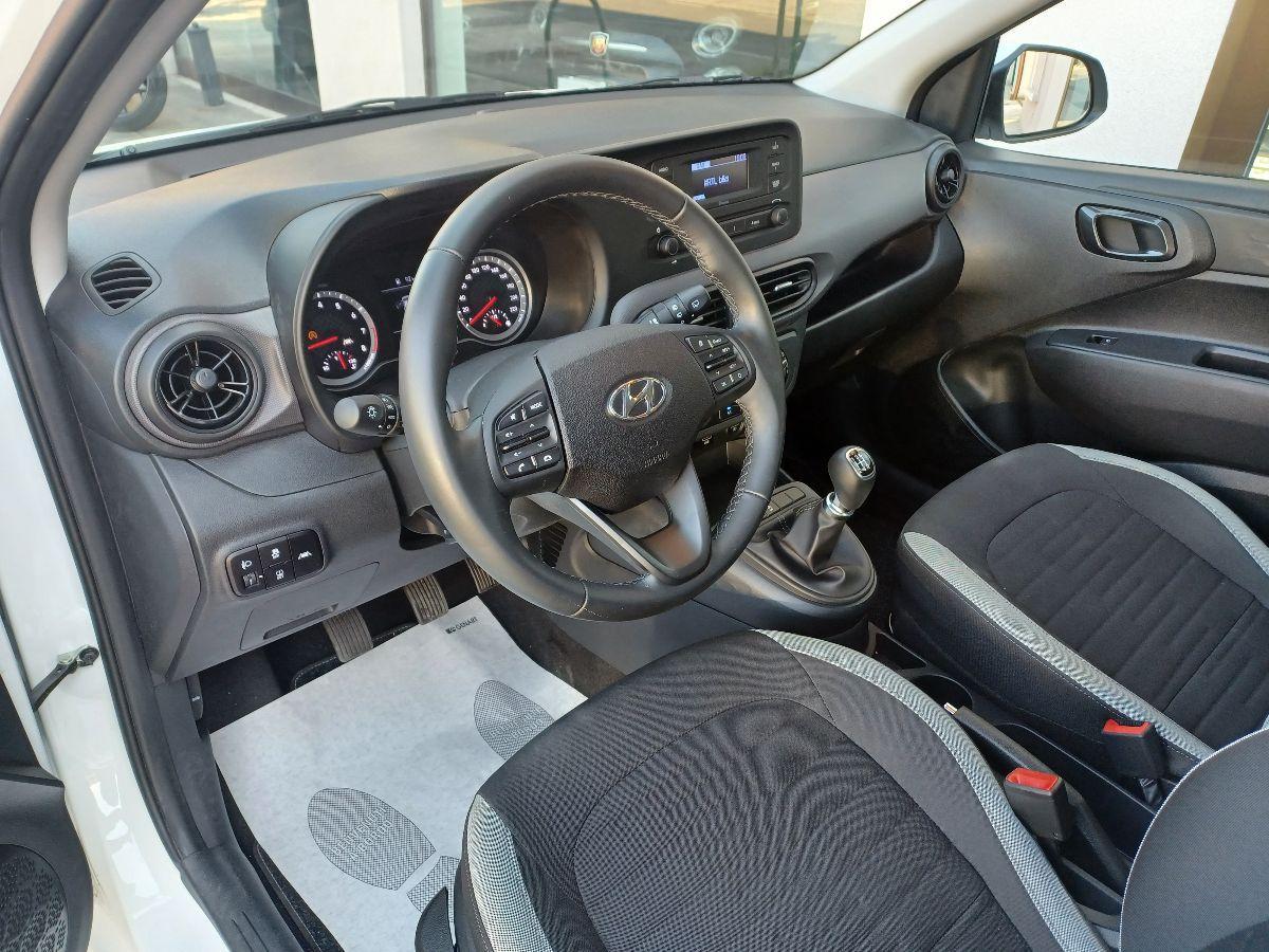 HYUNDAI - i10 - 1.0 MPI con Ecopack Advanced