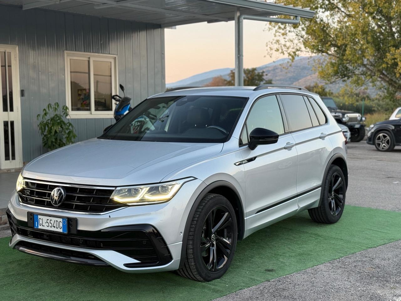 Tiguan R Line IVA UNI PRO PERFETTA NUOVA
