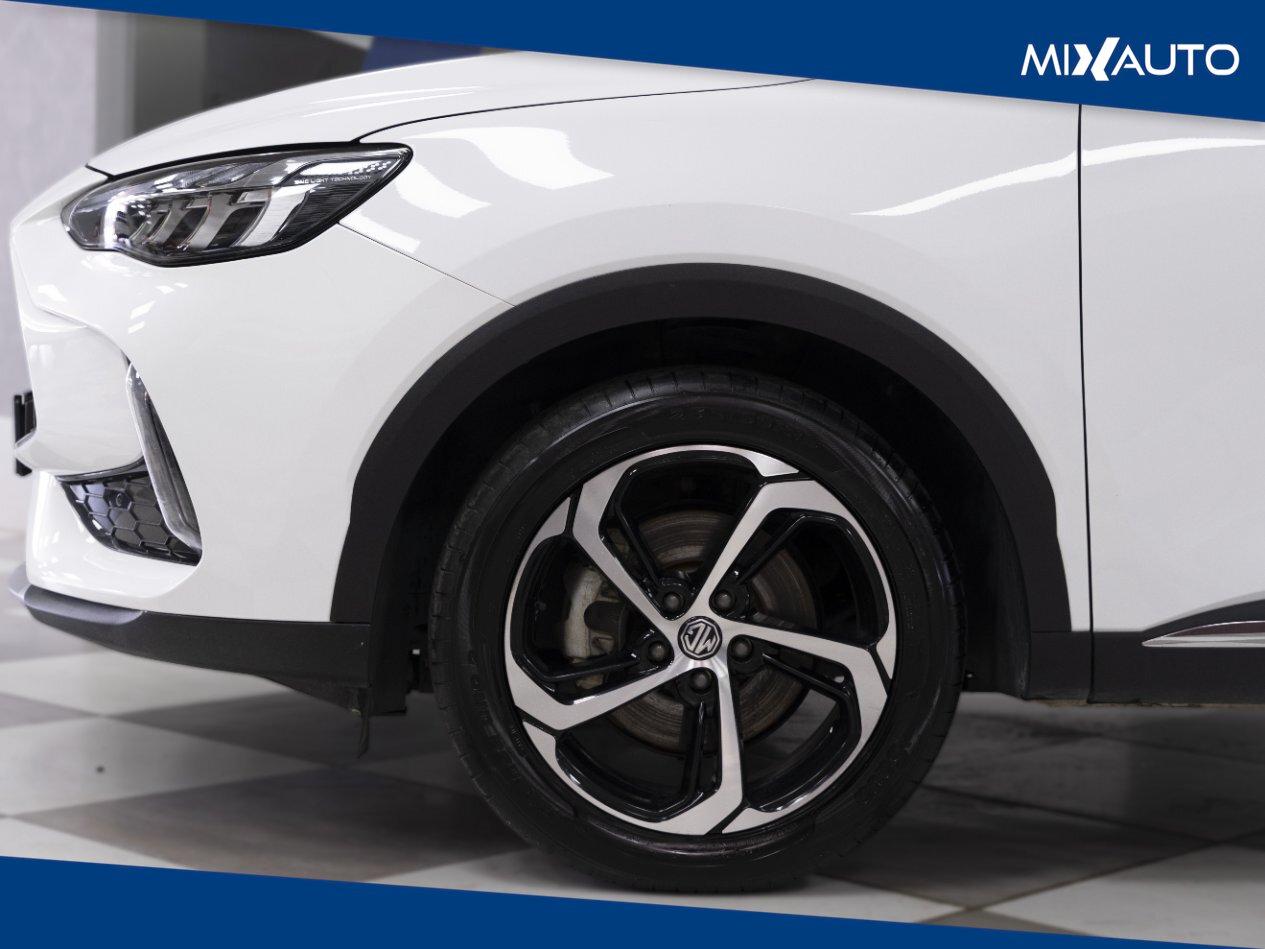 MG HS 1.5T DCT Luxury 2WD AUTO