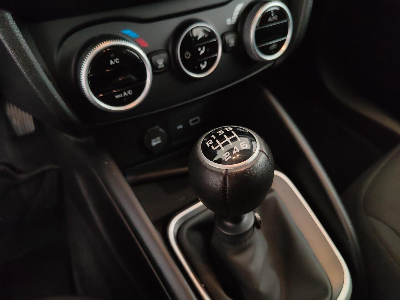 Fiat Tipo 1.6 Mjt S&S SW Cross