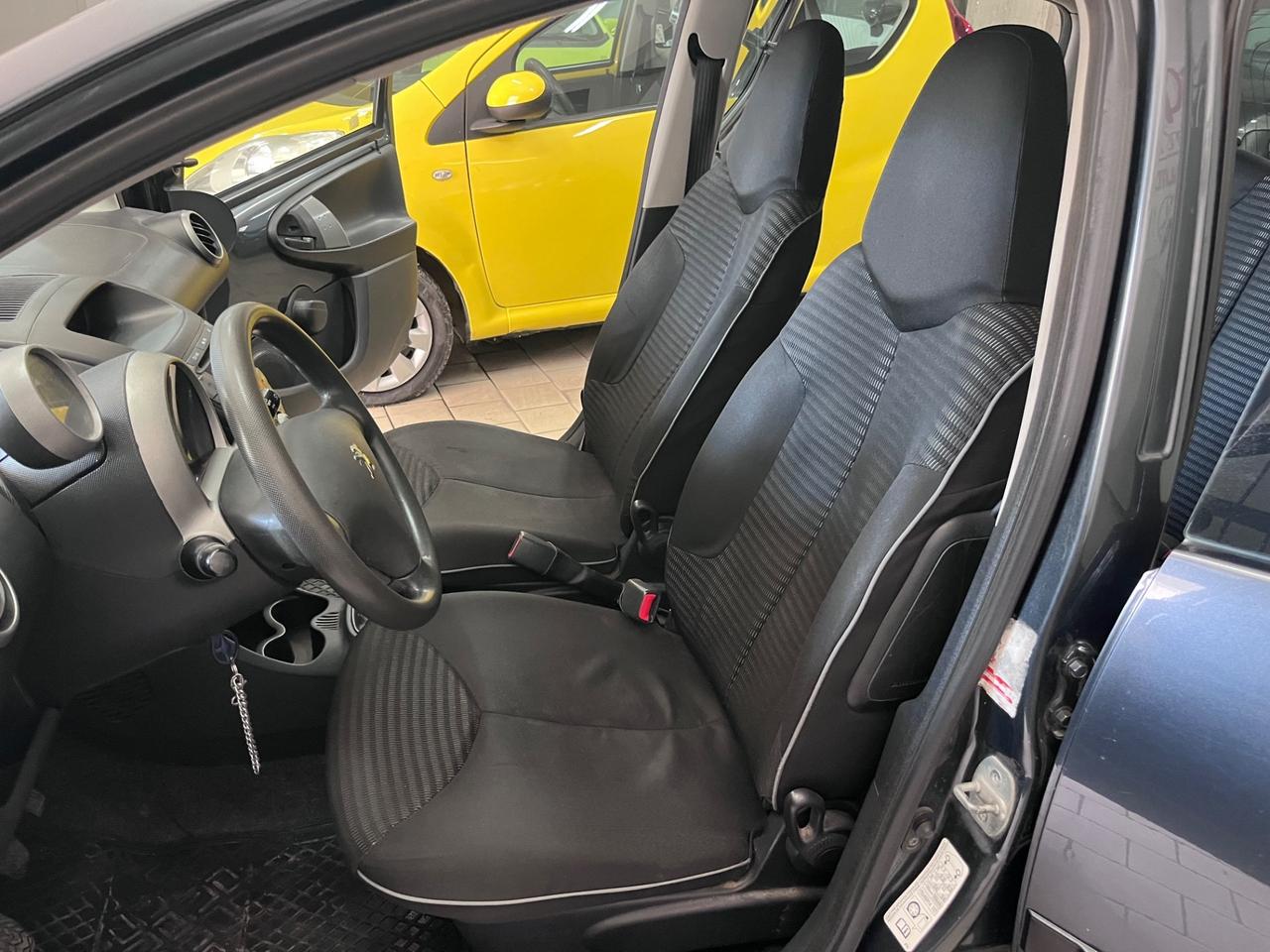Peugeot 107 1.0 68CV 5p optional 2012