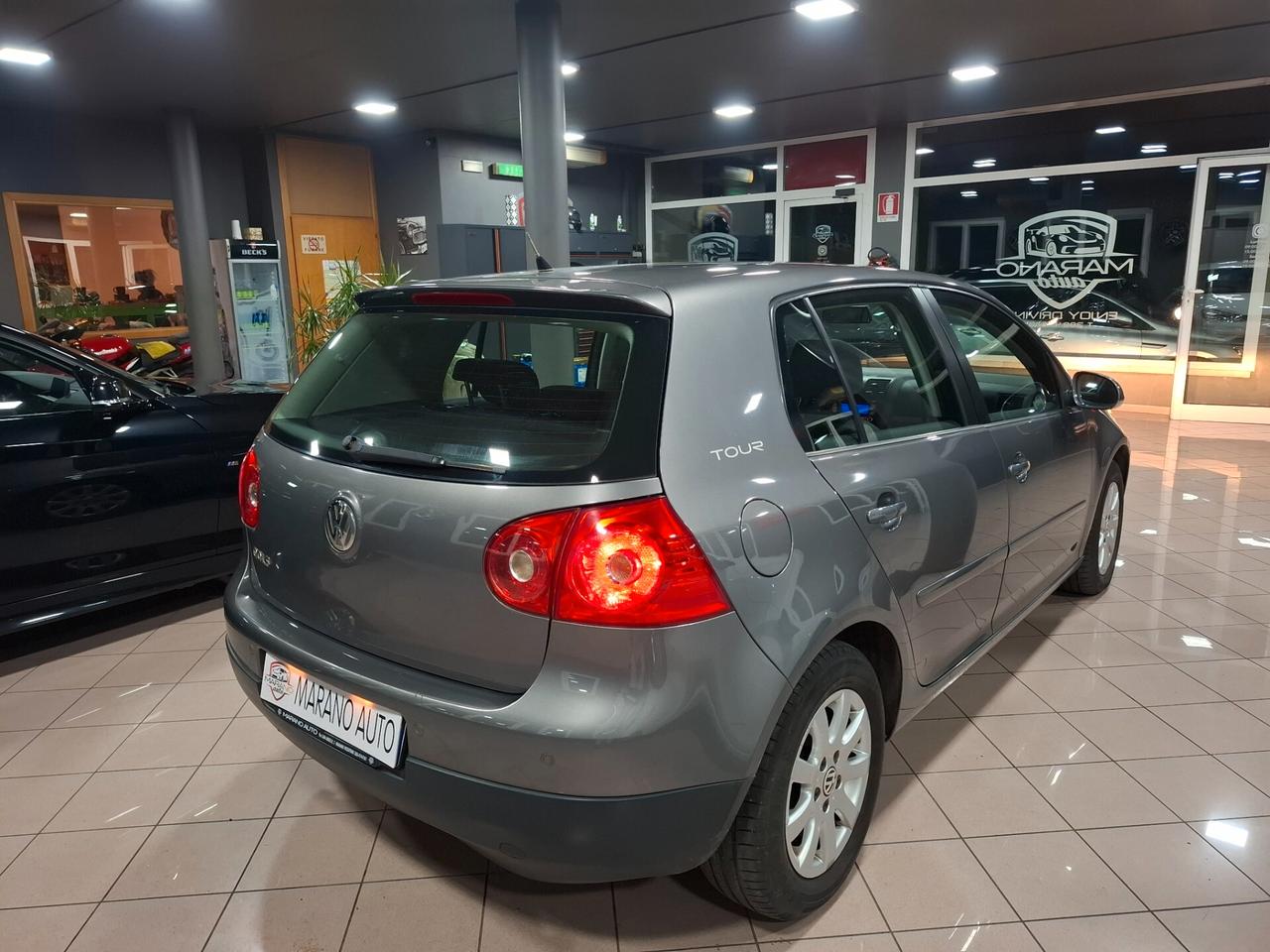 Volkswagen Golf 1.4 GPL 80cv NEOPATENTATO