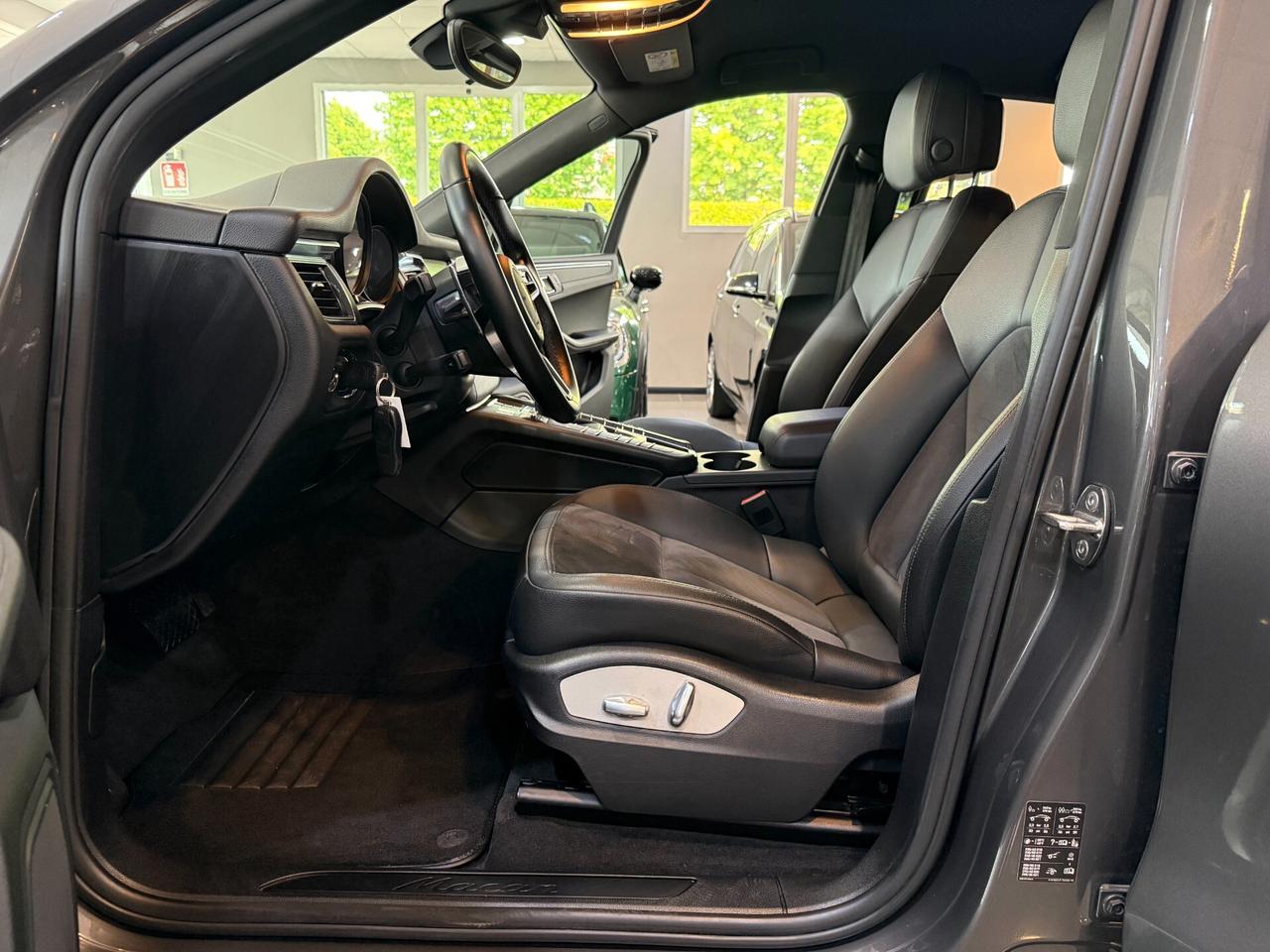 Porsche Macan 2.0 252cv pdk