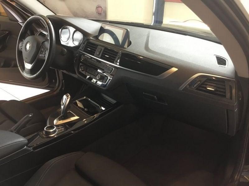 BMW Serie 2 218d Advantage