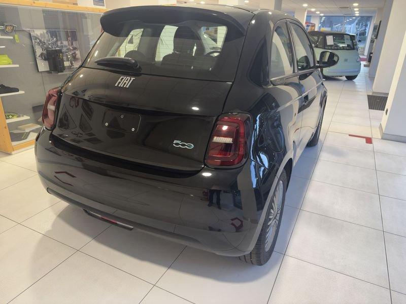 FIAT 500 500e DA 199€ AL MESE E 2.500€ DI ANTICIPO E PRONTA CONSEGNA