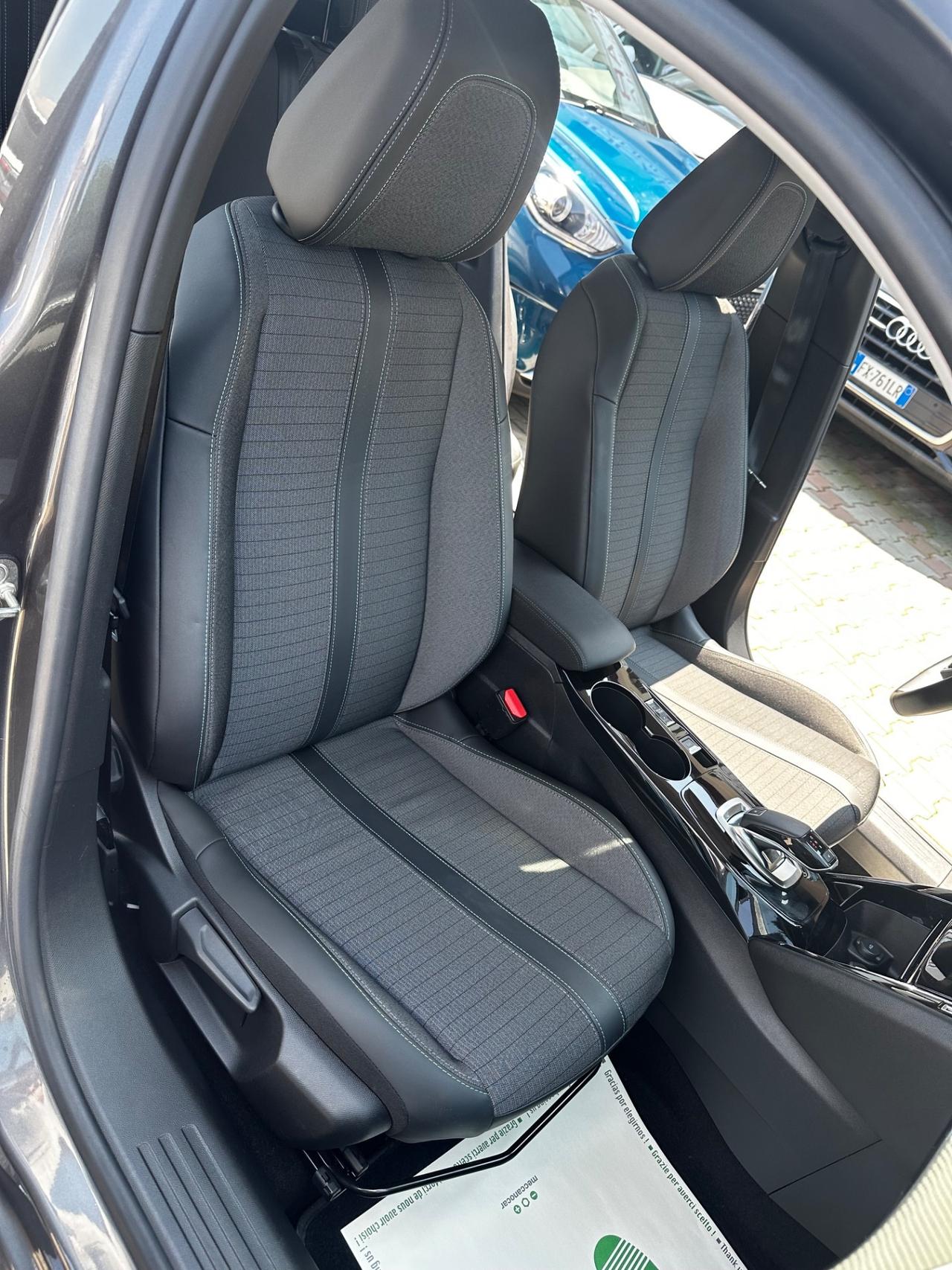 Peugeot 2008 PureTech 130 S&S EAT8 Active Pack