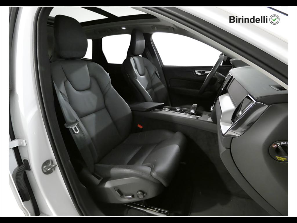 VOLVO XC60 (2017-->) - XC60 B4 (d) AWD automatico Ultimate Dark