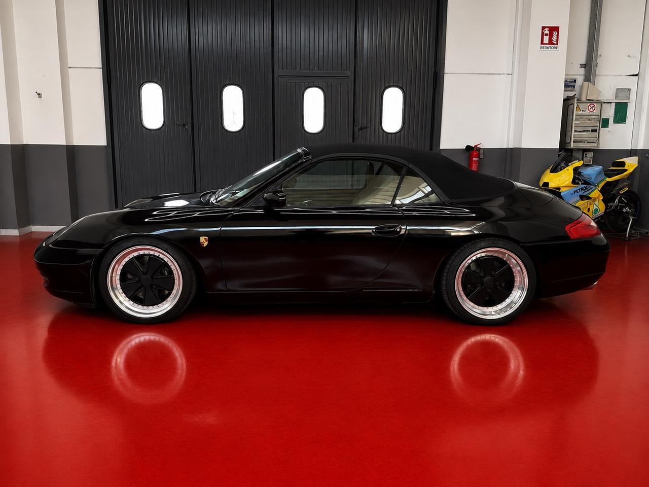 Porsche 911 Carrera cat Cabriolet