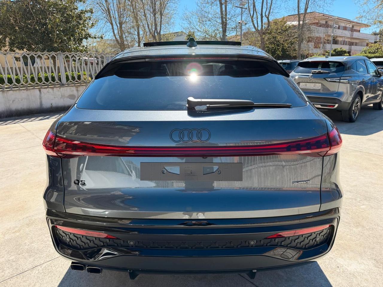 Audi Q5 TDI 204 CV MHEV S-tronic S-Line