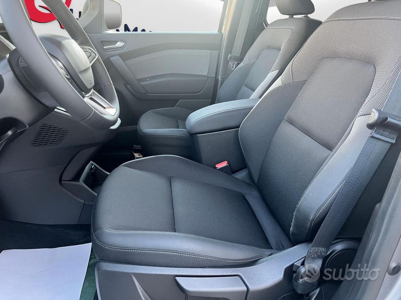 Renault Kangoo 1.5 dCi 115 cv VETTURA KM 0