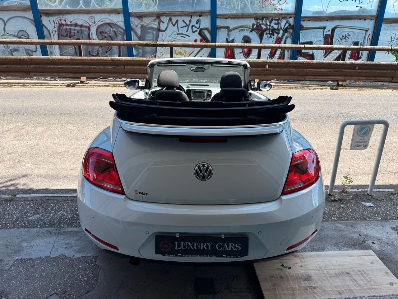 Volkswagen Maggiolino Cabrio 1.6 TDI Design