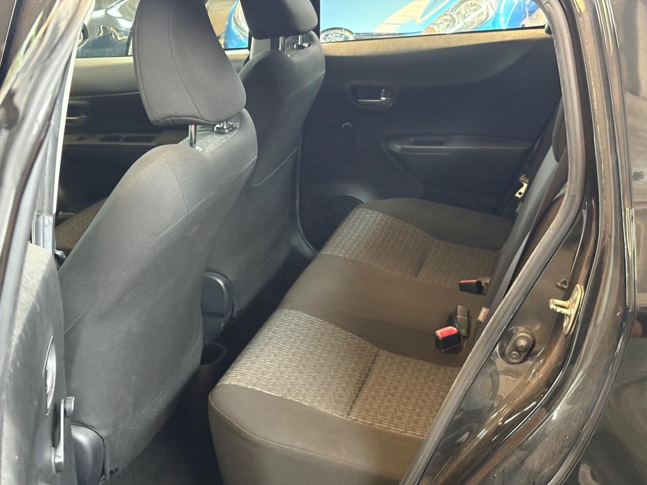 Toyota Yaris 1.0 5 porte Lounge