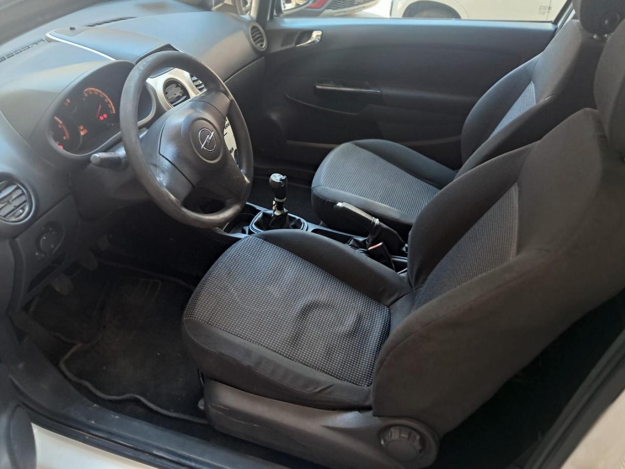 Opel Corsa 1.3 CDTI 75CV 3 porte Van-€1800 + iva