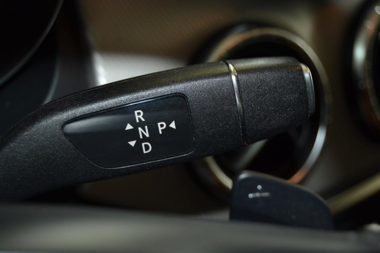 Mercedes-benz CLA 200D Automatic Premium NAVI/Pelle