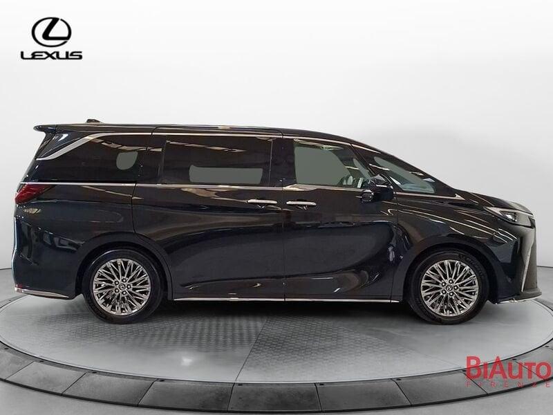 Lexus LM LM 2.5 hybrid Luxury 206cv 7p.ti auto 4WD