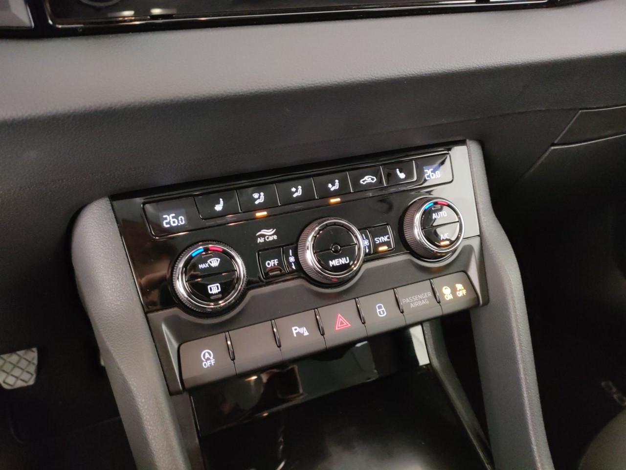 SKODA Karoq 1.0 tsi Executive 115cv