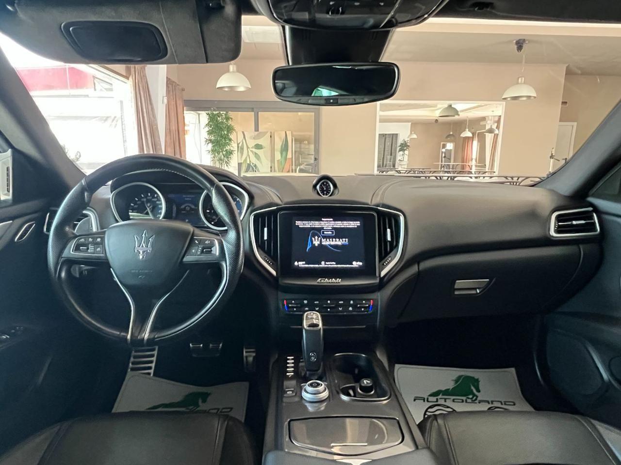 MASERATI Ghibli 3.0V6 275cv Gransport Service Maserati Full