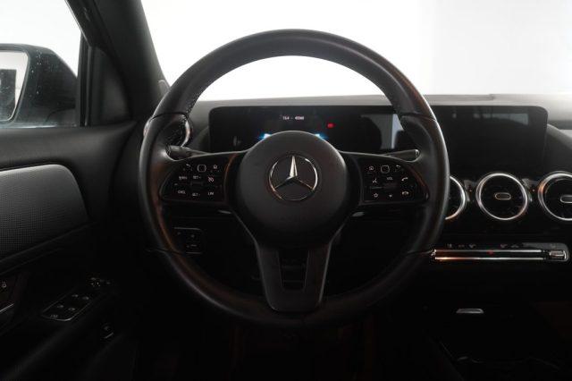 MERCEDES-BENZ CLA sse GLA GLA 200 d Automatic SPORT