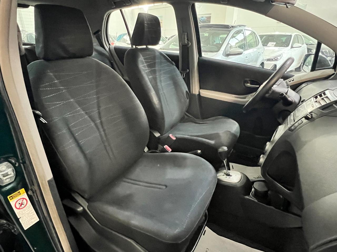 Toyota Yaris 1.4 D 90 CV - SOL - 2006