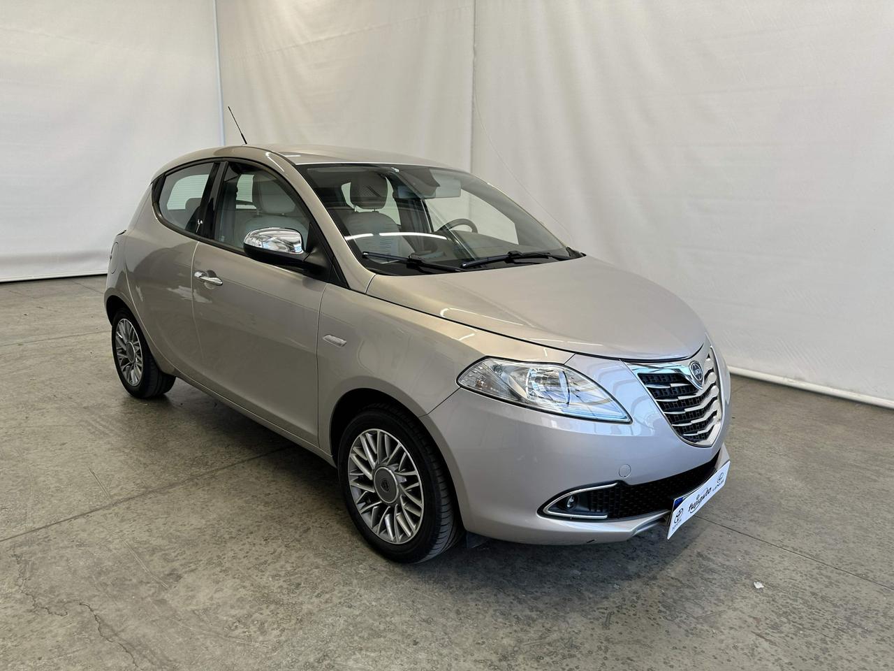Lancia Ypsilon 0.9 t.air Platinum s&s 85cv dfn