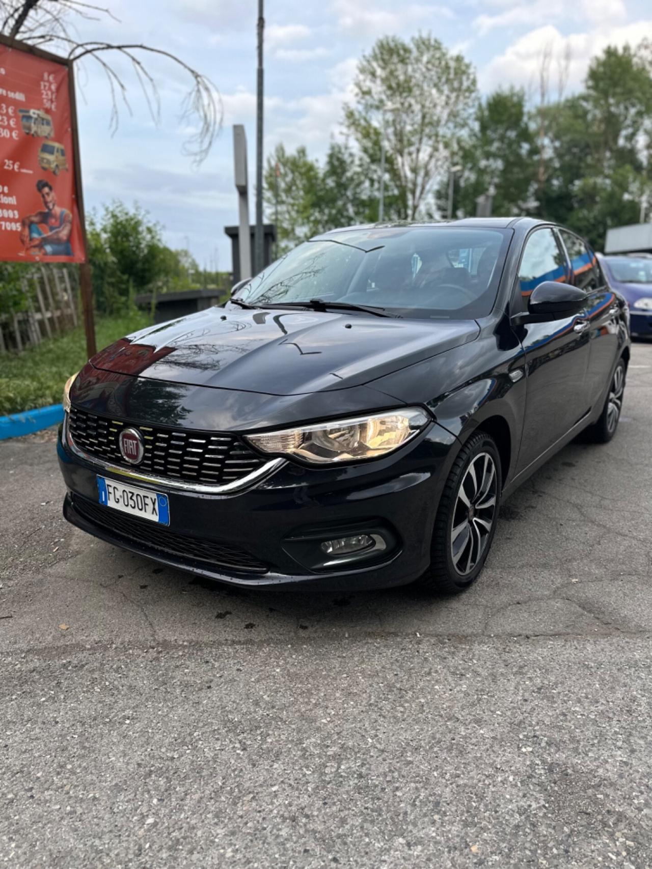Fiat Tipo 1.6 Mjt 4 porte Lounge