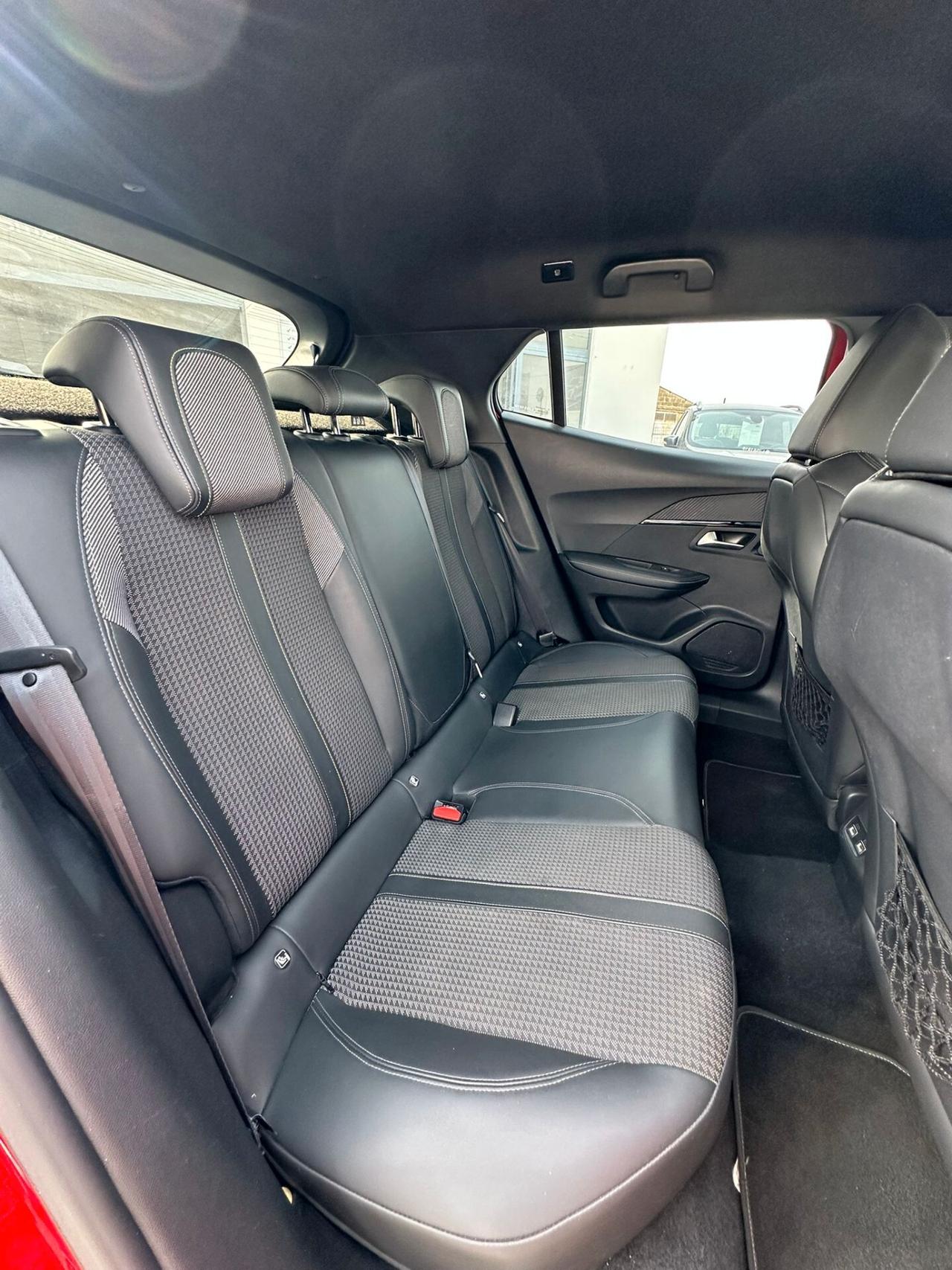 Peugeot 2008 GT Line 130cv Finanz. Senza Busta Paga