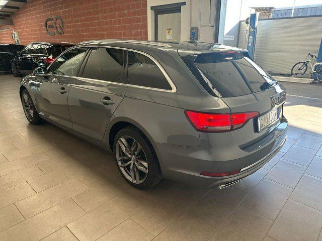 AUDI A4 Avant 40 TDI S tronic Business Advanced