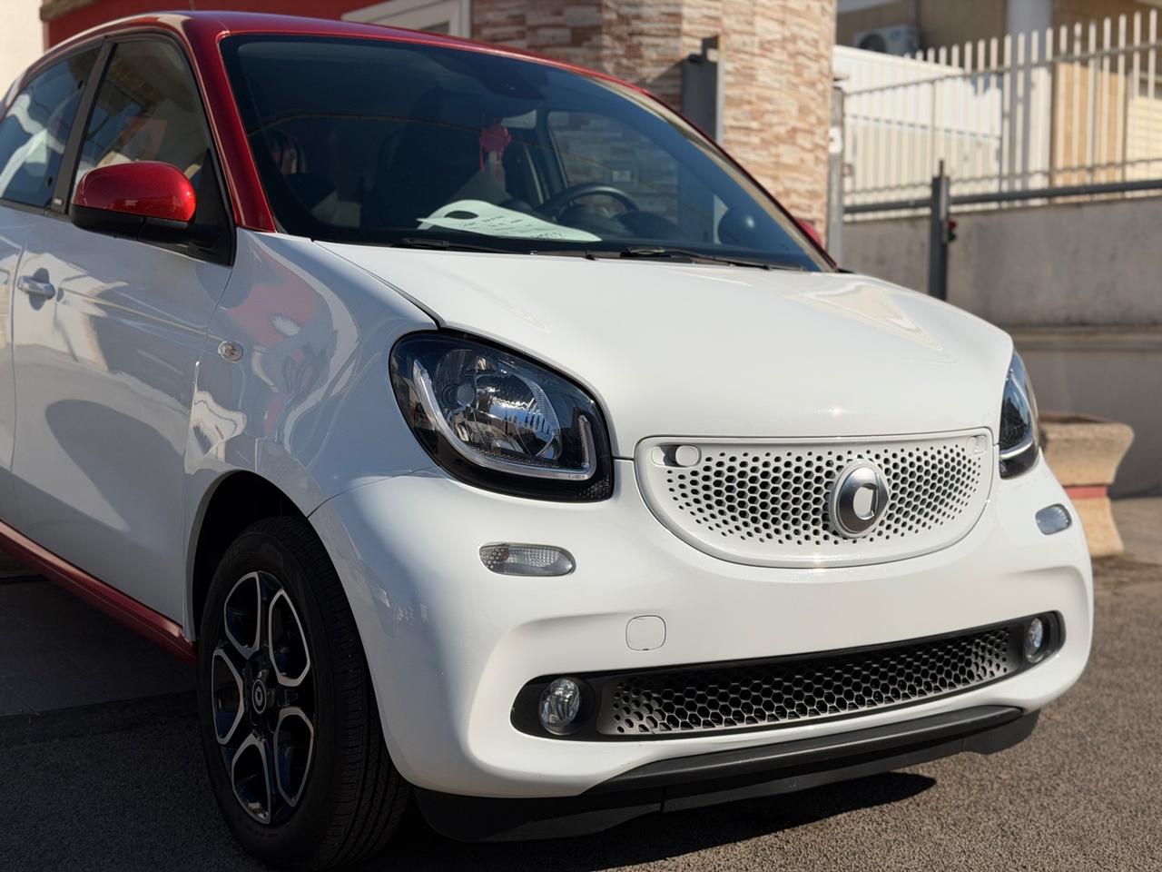 Smart ForFour 70 1.0 Passion-2016/NAVI/SENSORI