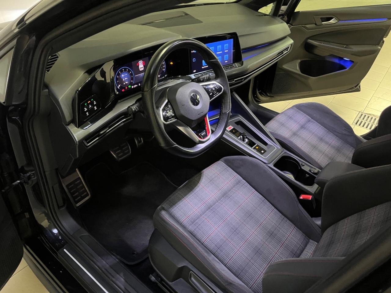 Volkswagen Golf 8 GTI 2.0 TSI DSG * PREZZO REALE