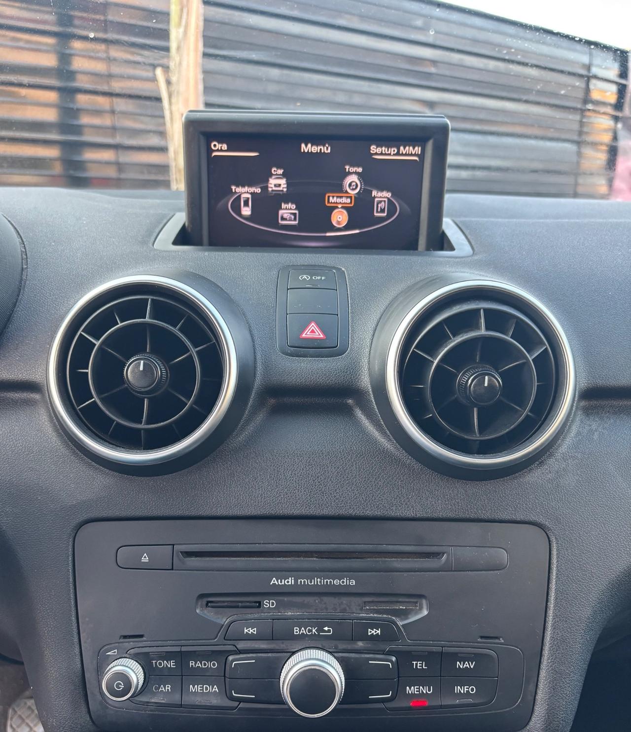 Audi A1 SPB 1.2 TFSI Admired GPL