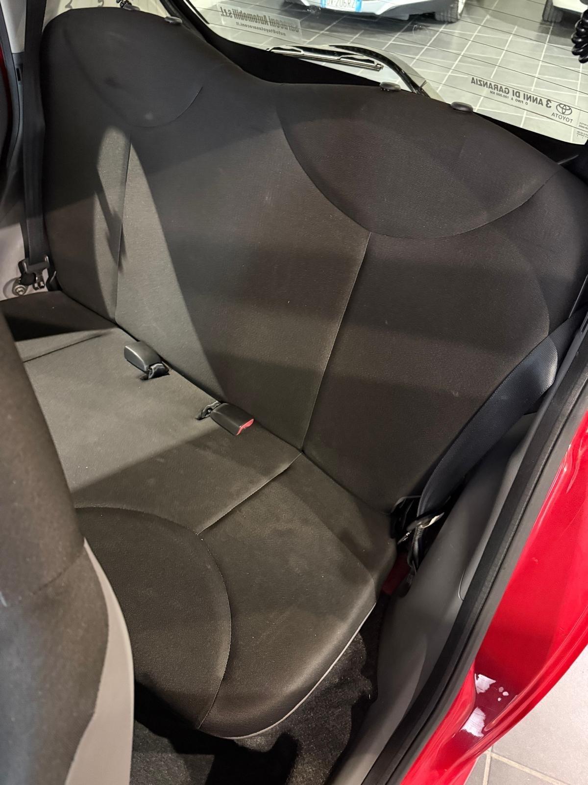 Toyota Aygo 1.0 -NEOPATENTATI