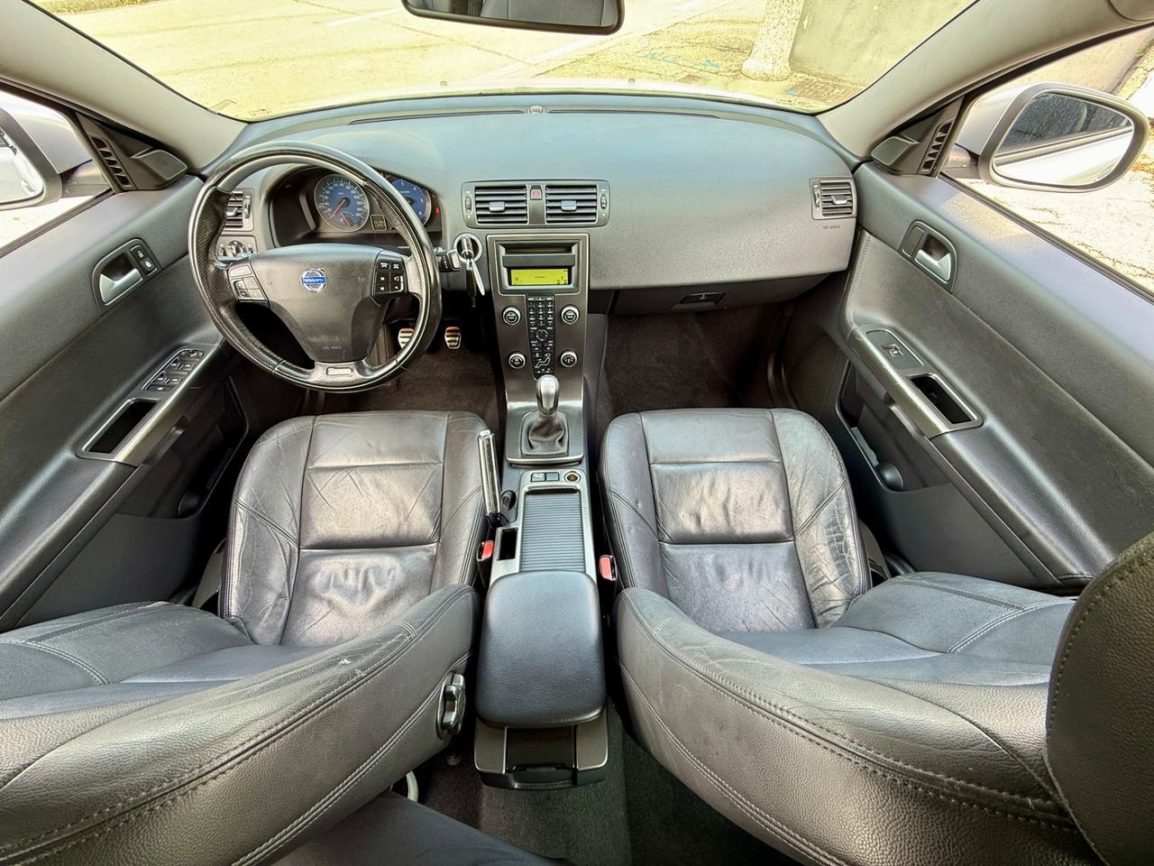 Volvo V50 DRIVe R-design 2012 1.6D OK NEOPATENTATI