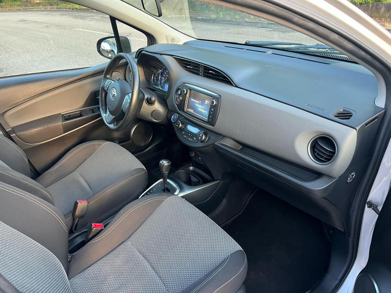 Toyota Yaris 1.5 Hybrid 5 porte Active