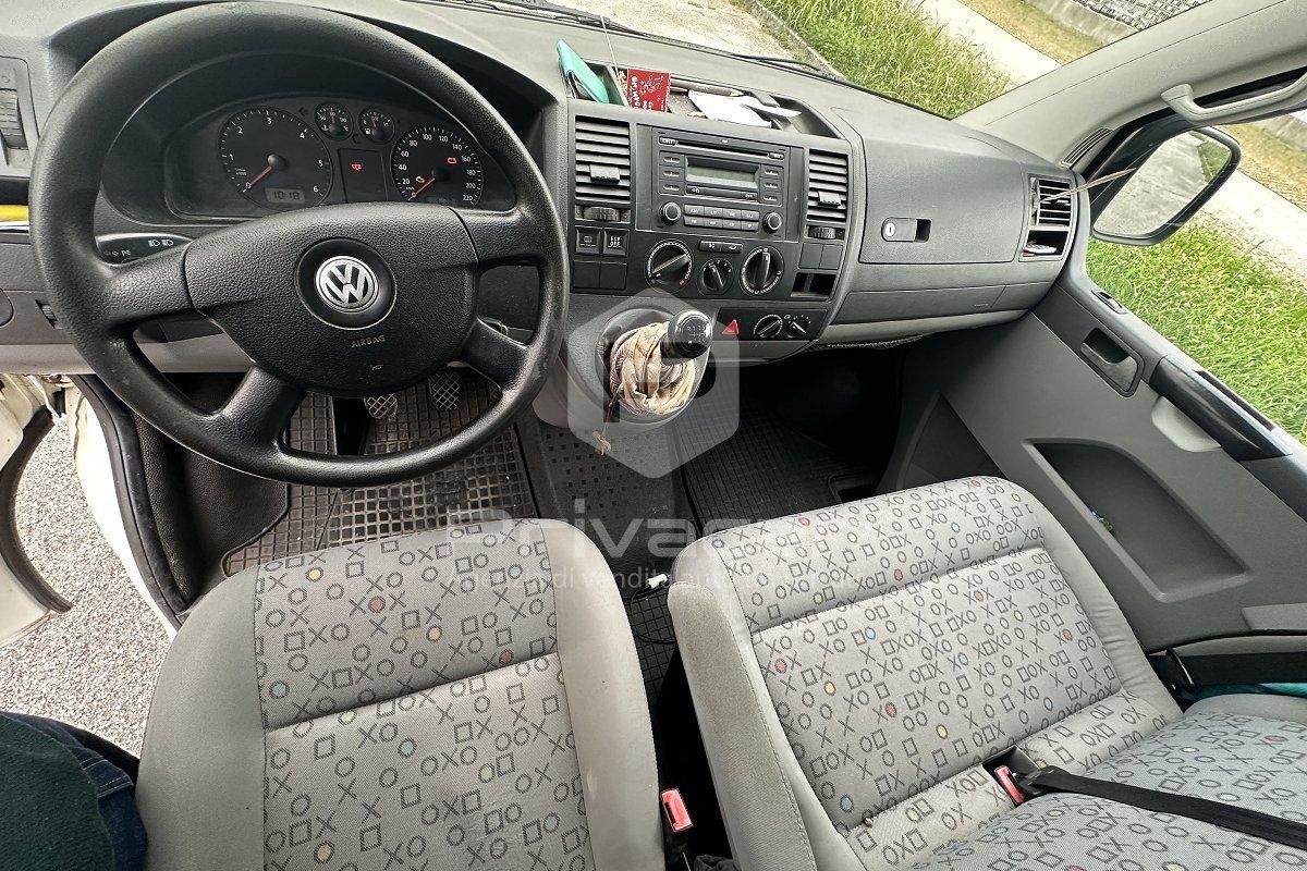 VOLKSWAGEN Transporter 2.5 TDI/130CV PC Kombi